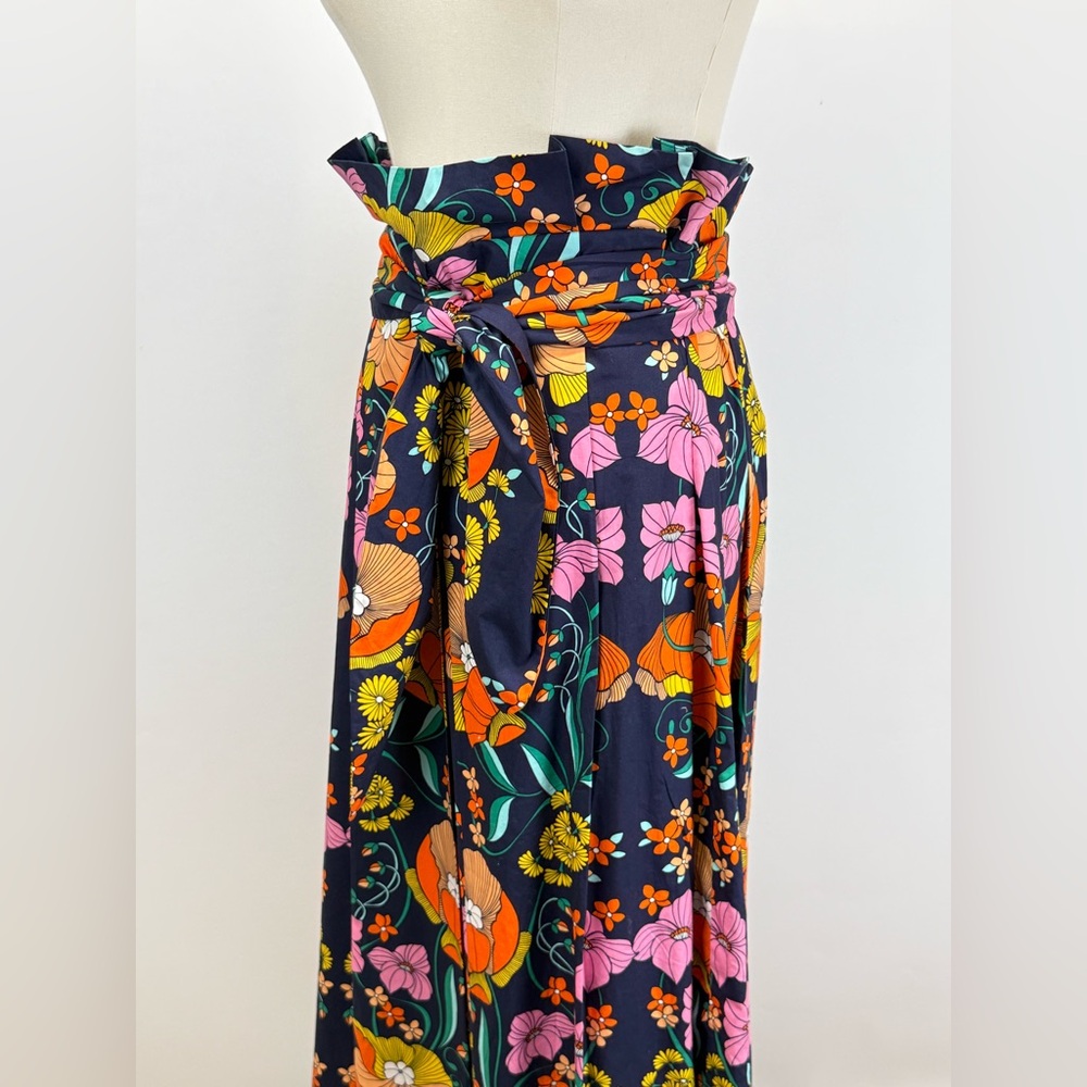 COREY LYNN CALTER Navy with bright floral pattern pleated A line skirt size M - Picture 6 of 12